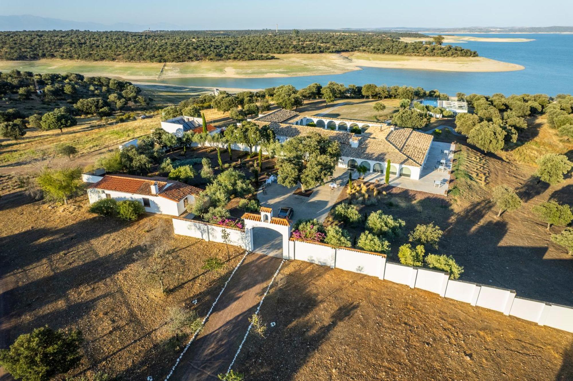 Finca Shenonkop Hotel Rural نافالمورال دي لا ماتا المظهر الخارجي الصورة